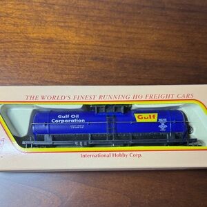 IHM Gulf Oil HO Scale Tanker Train Car (New)